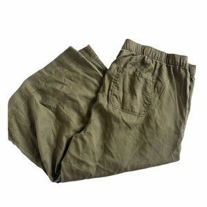 NWT Lane Bryant olive green comfortable crop pants